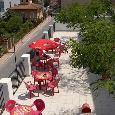 Gil Hotel